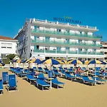 Otel Vittoria 4*