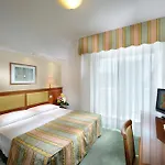Vittoria 4*