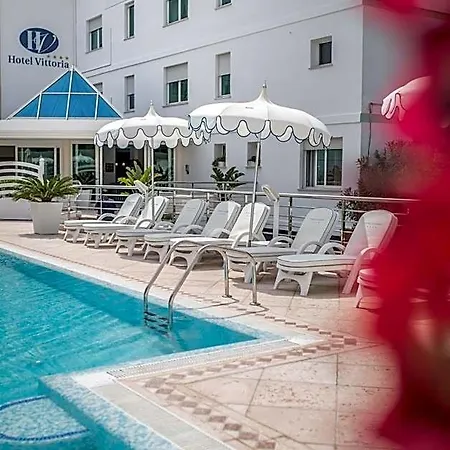 Hotel Vittoria 4*