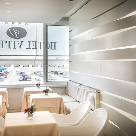Hotel Vittoria 4*