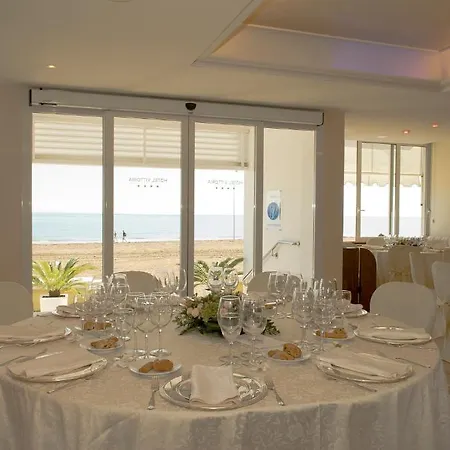 Vittoria Hotel